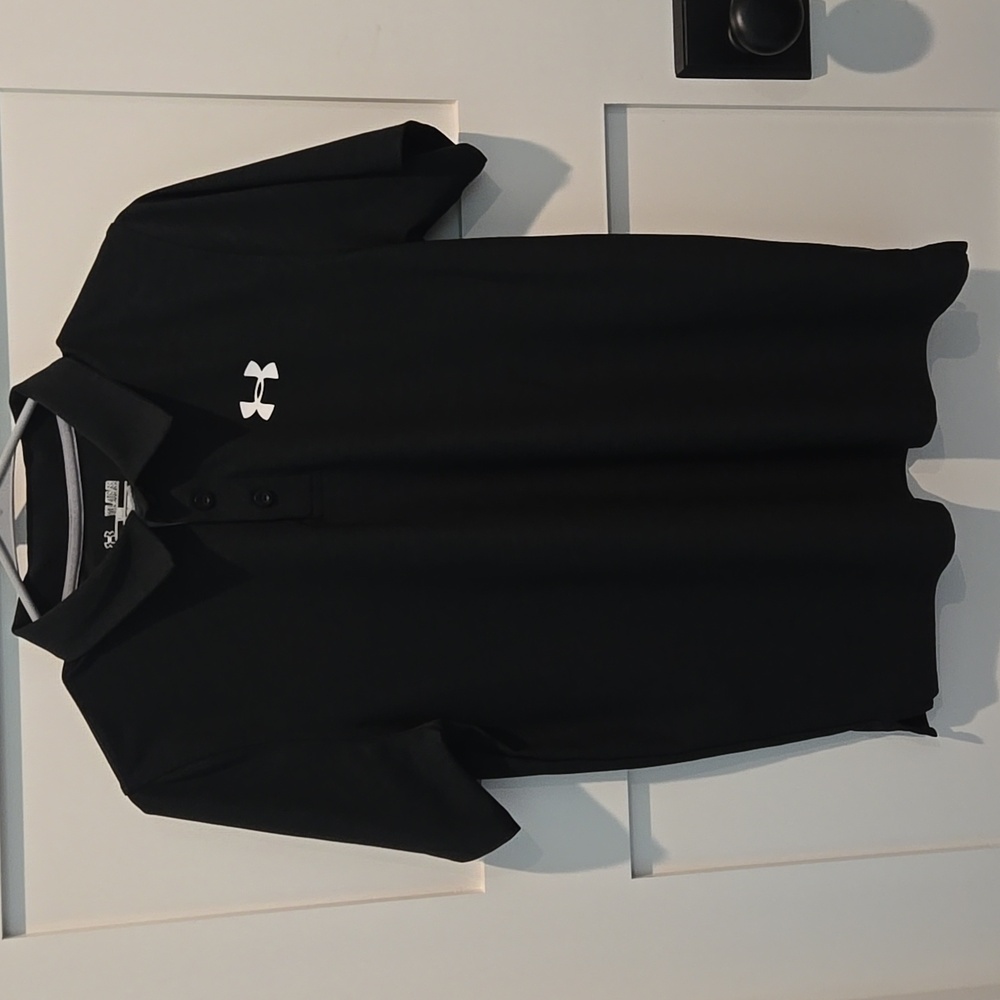 Under Armour Heatgear Black Loose Fit Polo Boys Size YXL